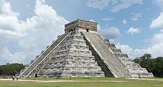 Chichen Itza (Temple of Kukulkan)
